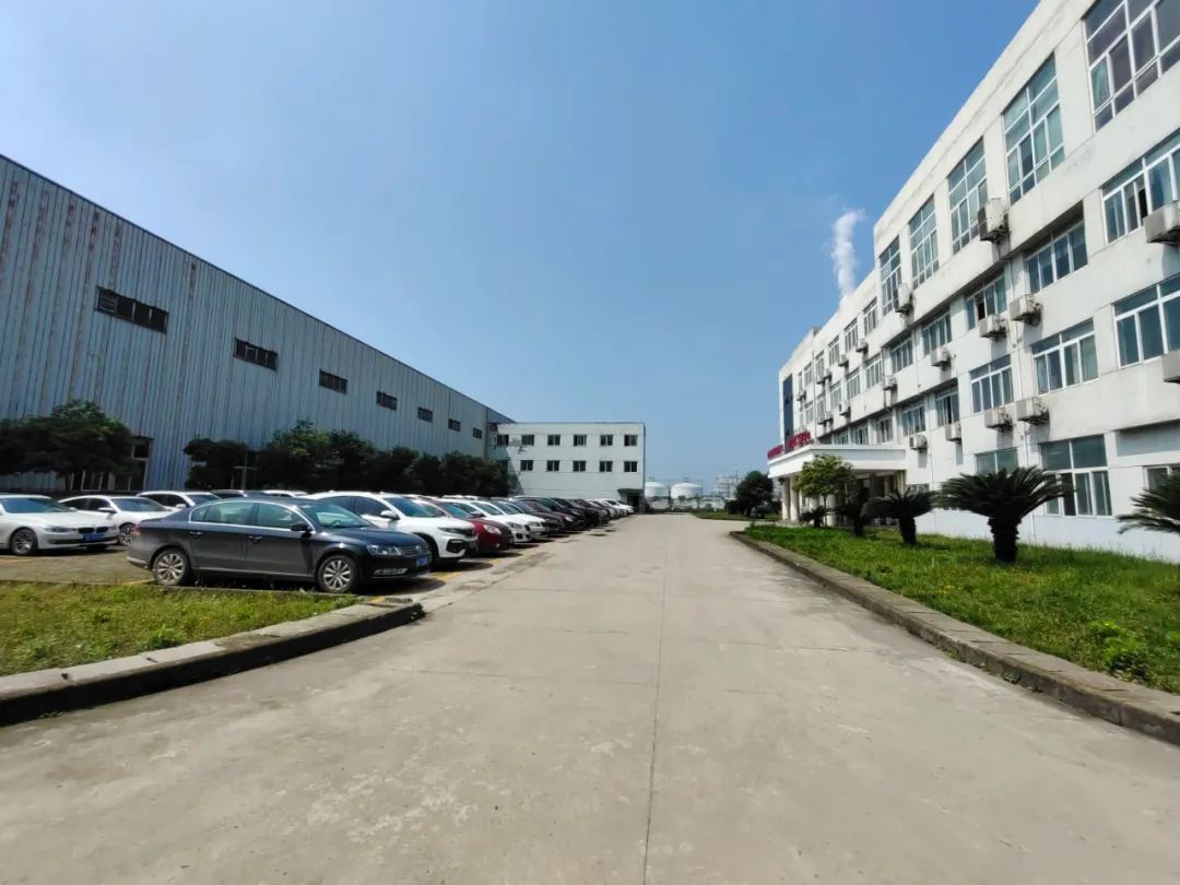 化機(jī)公司組織全員開展義務(wù)勞動(圖7) 化機(jī)公司組織全員開展義務(wù)勞動(圖7)