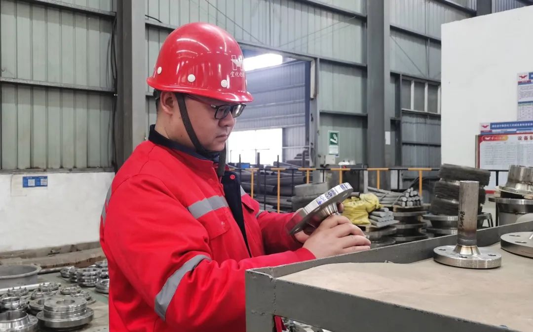 【管理標兵】化機公司黃亞華:扎根一線勤鉆研,履職盡責勇?lián)?圖3) 【管理標兵】化機公司黃亞華:扎根一線勤鉆研,履職盡責勇?lián)?圖3)