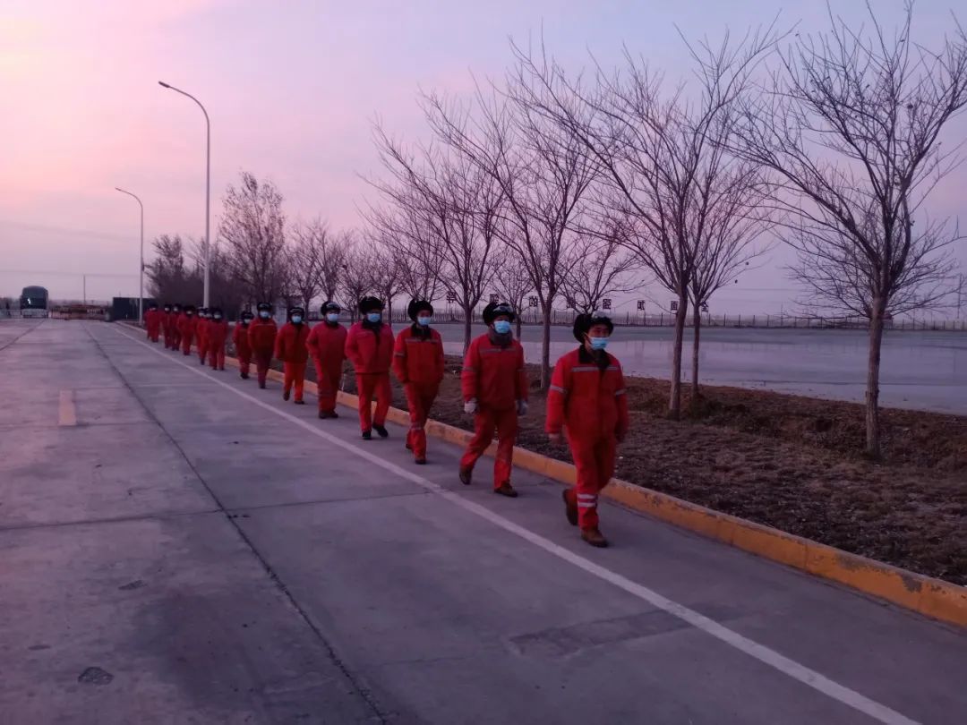 爭分奪秒 克難攻堅 為楚星大修保駕護(hù)航(圖1) 圖片